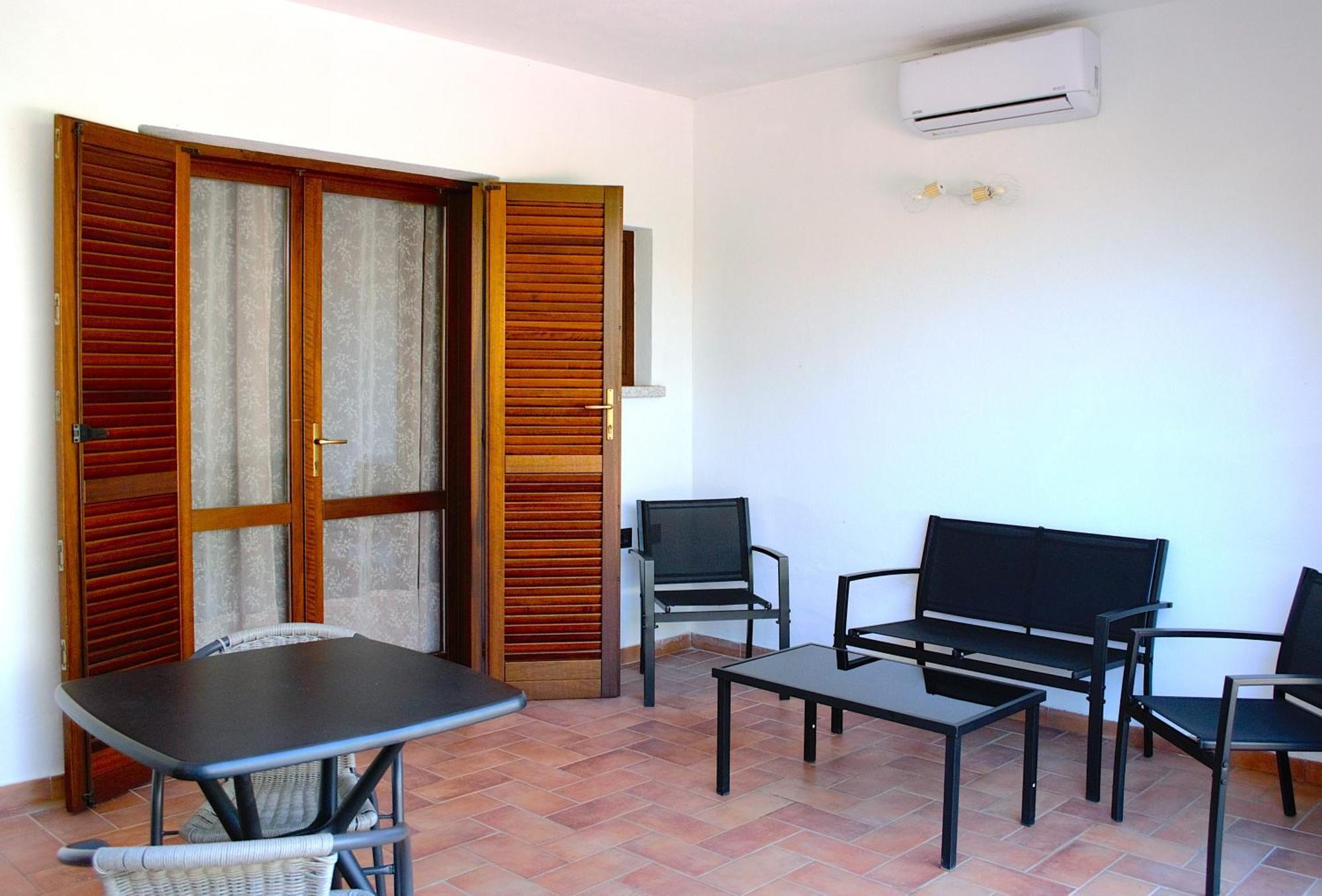 Zenia Rooms Сан Теодоро Екстериор снимка