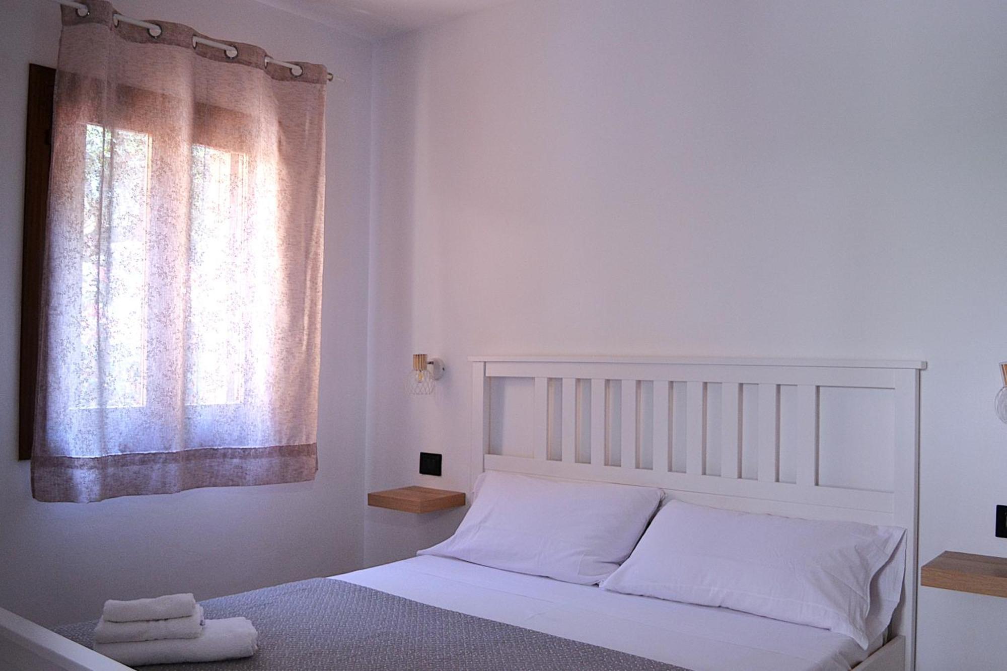 Zenia Rooms Сан Теодоро Екстериор снимка